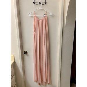 Mossimo pink pleated maxi dress 💗